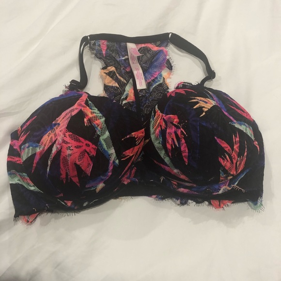 Victoria's Secret push-up bra - Picture 1 of 4